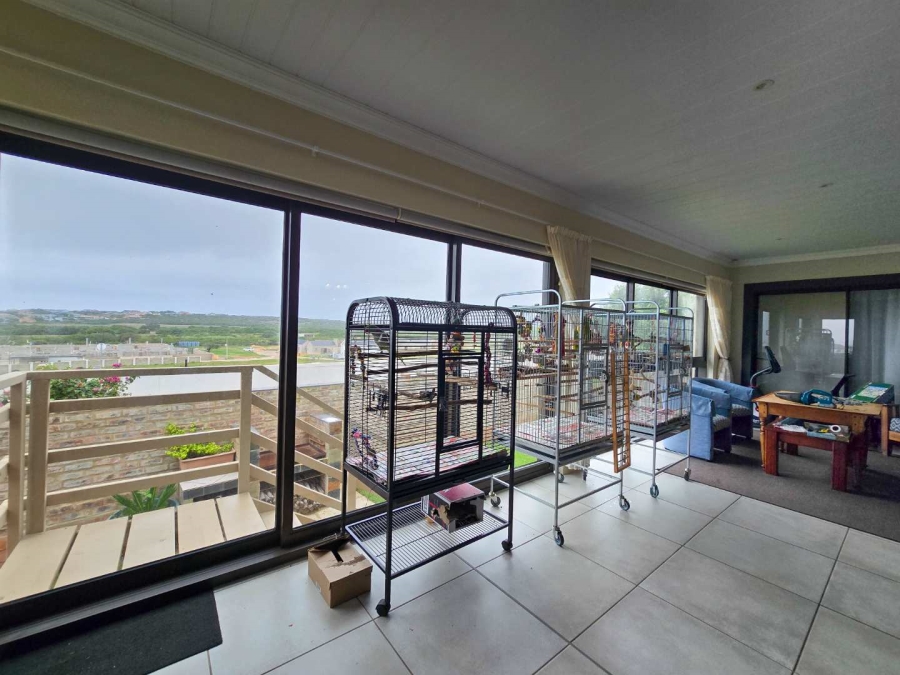 3 Bedroom Property for Sale in Stilbaai Wes Western Cape